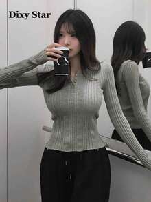 Atasan Sweater Rajut Lengan Panjang Serbaguna Wanita Model Terbaru Musim Gugur/Dingin, Elegan, Lembut, Kerah Setengah Terbuka, Kancing Depan - Grey - View 2