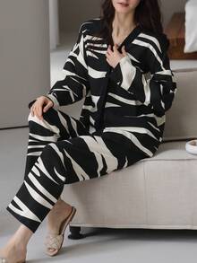 2pcs/Set Women's Pajamas Loungewear Set, Cardigan V-Neck Asymmetrical Print Long Sleeve Long Pants, All Season - Black and White - View 7