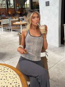 Women's 2 Pieces Set Fashion Slim Fit Leopard Print Tank Top And Colorblock Flared Pants - Dark Grey - View 3