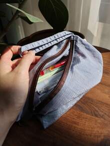 Tas Penyimpanan Minimalis Bergaris dengan Resleting, Ringan, Kapasitas Besar, Tas Perlengkapan Mandi Portabel untuk Perjalanan, Tas Kosmetik Wanita, Tas Tangan Kecil - MultiWarna - View 7