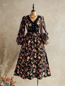 Rusttydustty Women's Vintage V-Neck Patchwork Lace Trim Floral Print Cinched Waist Long Dress, Autumn Women's Dress, Street Vintage Clothing - Black - View 9