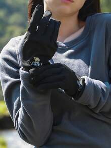CAMEL CROWN Unisex Winter Touchscreen Gloves, Windproof Warm Heating Gloves, Suitable For Outdoor Hiking, Cycling And Electric Motorcycle Riding - Ink Black - View 3