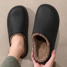 MAOLI Water-Resistant Thick Fleece Lining Perforated Clogs, Fashionable Durable Breathable Round Toe Solid Color Half-Cover Home Slippers, Unisex - Black - View 5