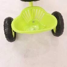 Triciclo para niños de 2 a 6 años, con cesta y espacio de almacenamiento delantero y trasero para llevar botellas de agua y juguetes. - Verde - Ver 5