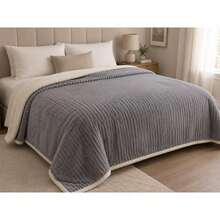 Blankets & Throws - Black - View 5