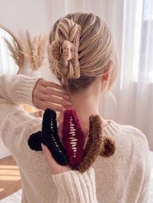 MH 1pc Large Multicolor Plush Claw Clip, Suitable For High Volume Hair, Autumn/Winter Hair Claw Wave Hair Claw Fall Hair Accessories Winter Hair Clips Fuzzy Hair Clutch Fashion Clips For Hair Elegant For Vacation Outfits Woman Summer Outfits - Hot Pink - View 8