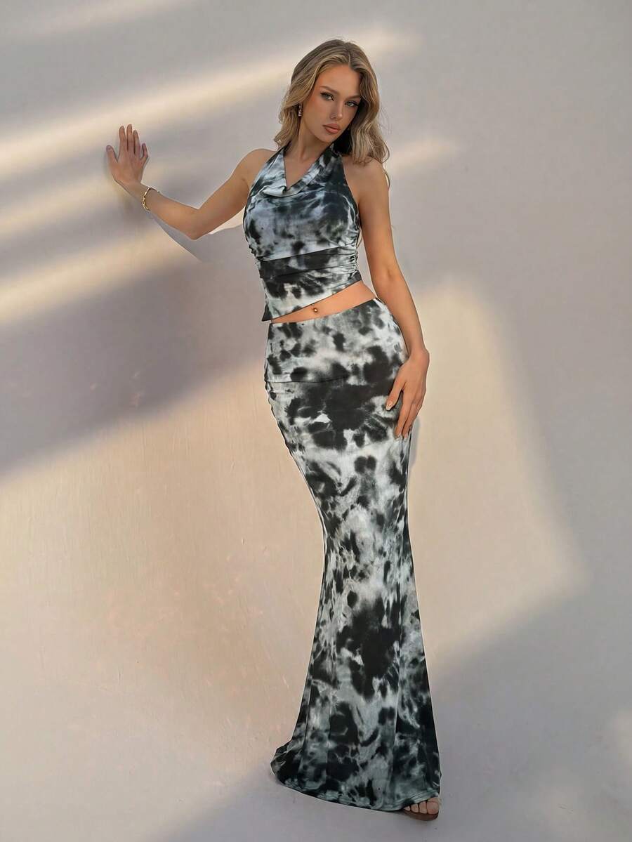 優雅掛脖短版上衣與魚尾裙擺套裝,兩件式穿搭,適合時尚日常穿著、休閒外出與海邊度假 - 灰色 - 查看 1
