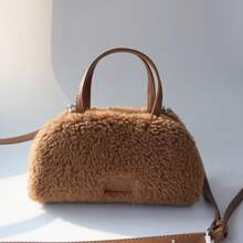 BAILEE A Stylish, Avant-Garde Faux Fur Handbag With A Plush Texture Paired With Leather Design, Perfect For Outfits And As A Gift. - Multicolor - View 15