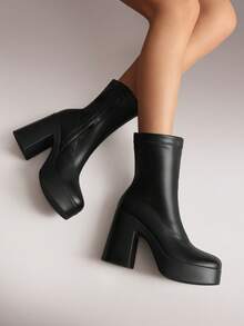 Women Ankle Boots & Booties - Black - View 3