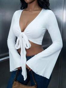Women's Casual Deep V-Neck Ruffle Bell Sleeve Fitted Cropped Top, Suitable For Daily Wear, Autumn/Winter Women's Top Set, Cute Top White Summer - White - View 4
