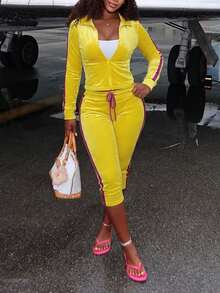 LovelyWholesale Women's Y2K Polo Collar Velvet Tracksuit, Side Stripe Zipper Jacket And Capri Pants 2 Pieces Set, Autumn/Winter - Yellow - View 3