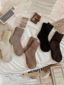 5 Pairs Women's Winter Warm Thick Knitted Soft Vintage Casual Fuzzy Socks - Multicolor - View 9
