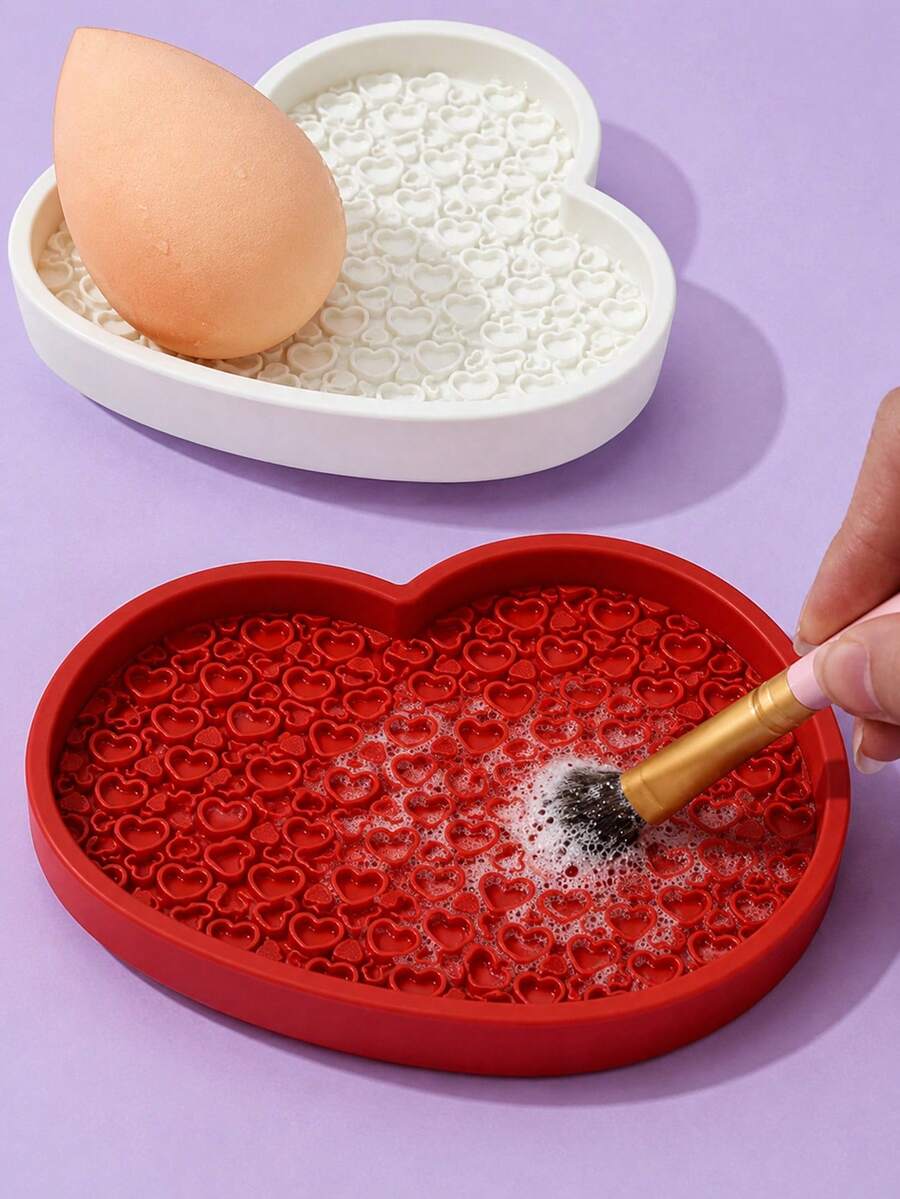 New Heart-Shaped Makeup Brush Cleaning Pad, Portable Cleaning Mat With Textured Bottom Design, Makeup Brush Cleaning And Drying Tool, Suitable For Makeup Brushes, Powder Puffs And Sponges, Quick Makeup Tool Dry Cleaning Box, Easy To Store, Ideal For Travel And Studio Use - Perfect Gift For Artists And Professional Makeup Artists - Multicolor - View 1