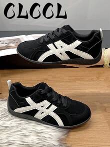 New Women's Black Lightweight Comfortable Flat Sports Casual Sneakers - Black - View 7