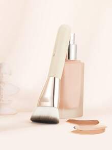 DUcare Ultimate Synthetic Flat-Top Foundation Brush, Paired With A Soft Makeup Sponge, For Effortless, Streak-Free Foundation Application, Flawless, Seamless Finish - Easy Blending Even For Beginners, With Even Coverage For Liquid And Cream Foundations - Champagne - View 7