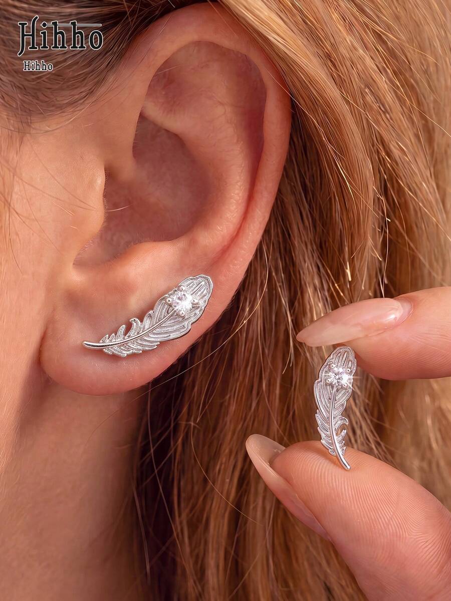 Hihho 2pcs/Set Feather Shaped Stud Earrings With 3D Feather Texture Carving, Main Zirconia Stone Inlaid On Top, Gentle And Dynamic, Vintage Artistic Style, Suitable For Daily Wear, Travel, Dating - Feather - View 1