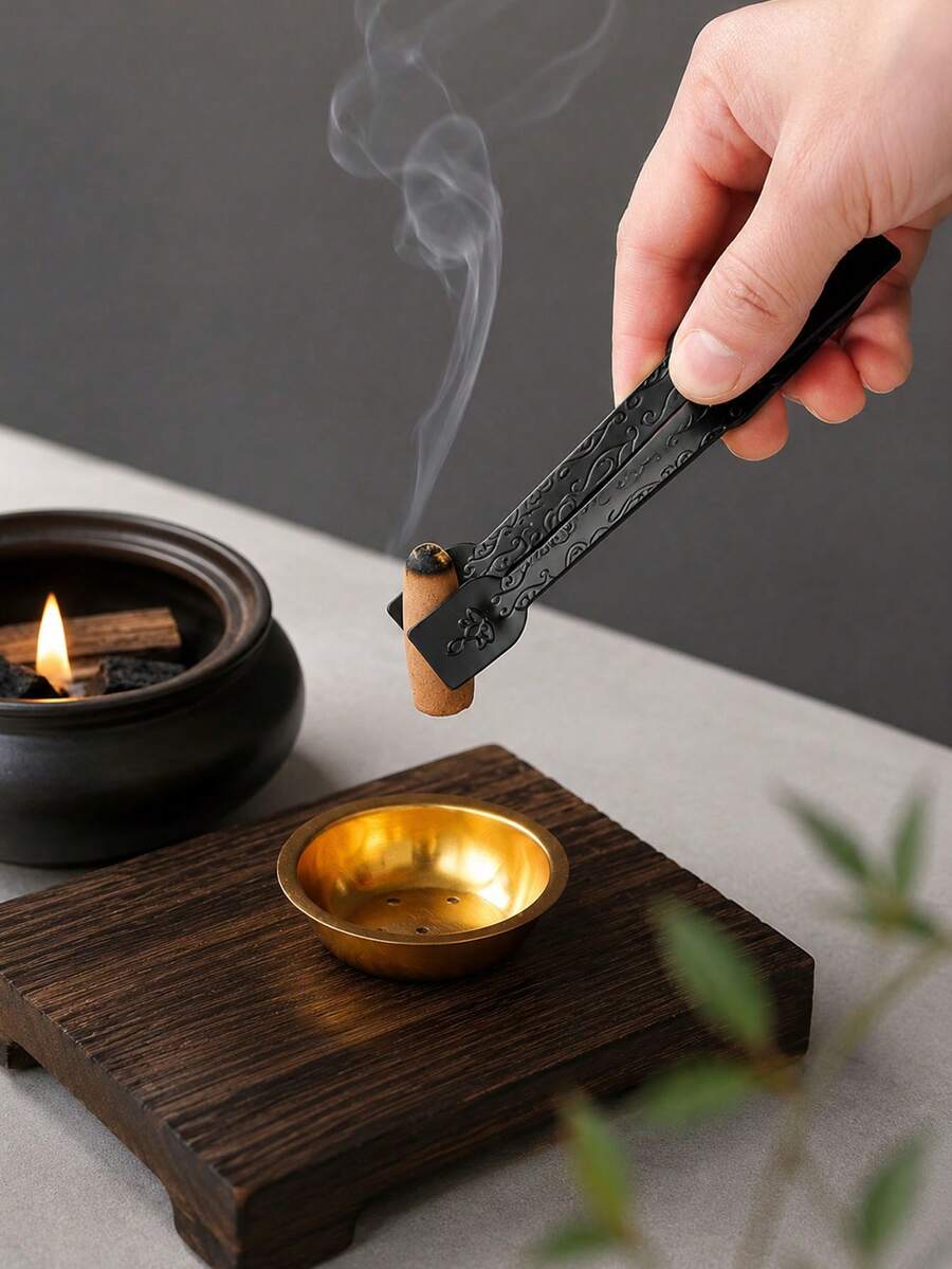 1pc Black Metal Charcoal Clip, Vintage Embossed Heat-Resistant Clip, Suitable For Incense, Incense Burner And Tea Ceremony Accessories
