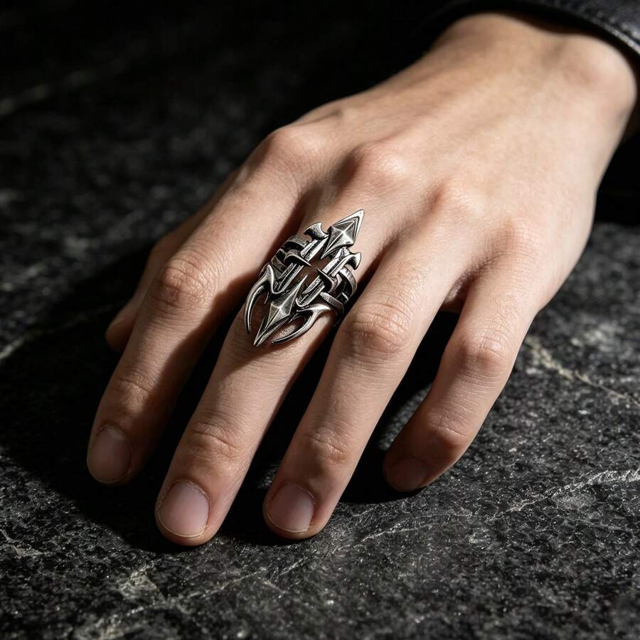 CIREY 1pc Gothic Decadent Metal Series Dark Industrial Hollow Ring, Fashionable And Elegant - Distressed Metal Ring - View 1