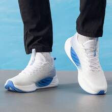 XTEP Hydrogen Wind 8.0 男款新款跑步鞋，吸震耐磨、輕量透氣、抗菌除臭運動鞋 - 白色/藍色 - 查看 6