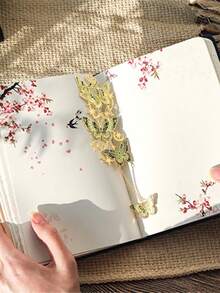 1pc Chinese Style Hardcover Journal Set With Hollow Metal Butterfly Bookmark, 112 Pages Aesthetic Colored Illustrated Notebook Office School - Multicolor - View 2