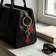 1pc Minimalist Poker Card Club & Diamond Keychain, Zinc Alloy Car Key Accessory Pendant, Daily Wear Bag Charm, Fashion Party Souvenir, Creative Holiday Gift For Friends - Black and Red Plum Square - View 4