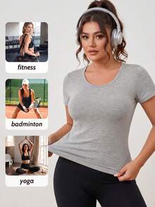 Plus Size Built-In Bra Short Sleeve T-Shirt, Wireless Padded Athletic Top For Yoga Gym Fall Workout & Casual Lounge - Light Grey - View 2