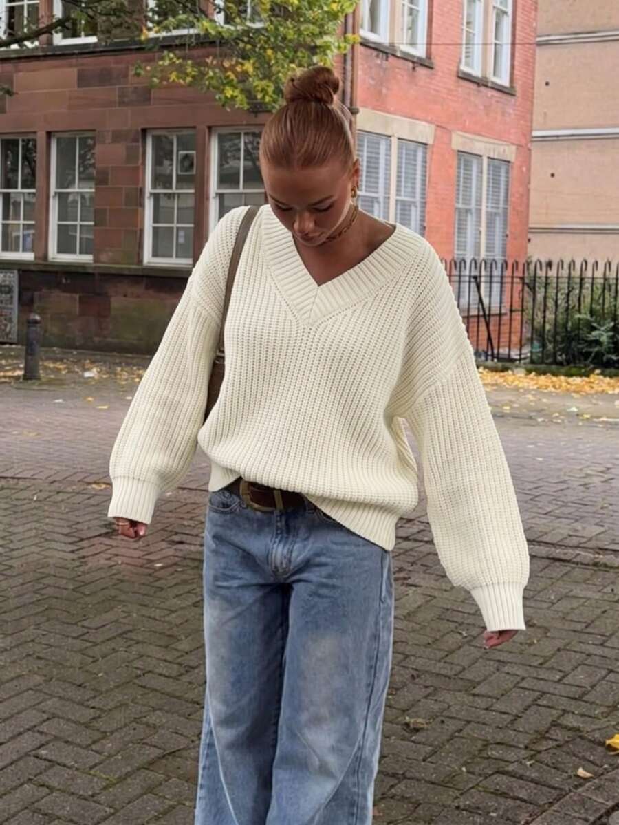 Women's Ribbed Knit V-Neck Long Sleeve Regular Fit Sweater, Autumn/Winter Fashion Top - Apricot - View 1