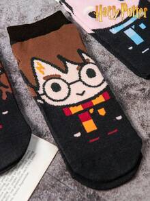 1/4 Pair Warner Bros Cartoon Street Style Colorful Fun Boat Socks Combo Pack, Halloween Christmas Socks - Multicolor - View 5