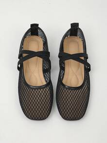 XfLadies' Fashionable Flat Sole Shoes With Hollow Buckle Design, Breathable And Comfortable, Suitable For Travel/Casual Daily/Commuting Wear. - Black - View 3