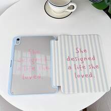 1件淺藍色與米色條紋「She Designed The Life She Loved」字母印花平板保護殼，附筆槽，多角度磁吸支架，支援自動休眠/喚醒，適用於 iPad PRO/AIR、Pad 5/6/7、MatePad - 彩色 - 查看 4