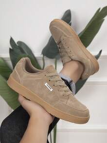 Men's Solid Color Low-Top Skate Shoes, Lightweight Athletic Sneakers - Khaki - View 3