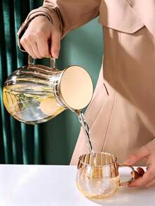 7‑Piece Drinkware Set, Including 1 Pitcher And 6 Cups. Featuring A Large‑Capacity Design With Transparent Texture And A Comfortable Grip. Suitable For Holding Fruit Juice And Tea. Practical And Attractive, Ideal For Home Use And Entertaining Guests. - Multicolor - View 5