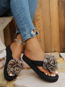 New Fashion Versatile Leopard Print Camellia Vintage Ruffled Women's Flip Flops Beach Sandals Spring Summer - Coffee Leopard Print Rose - View 1