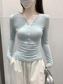 Women's Casual Minimalist Henley Collar Long Sleeve T-Shirt, Slim Fit Base Layer Top With Buttons, Regular Shoulder, Autumn - Blue - View 2