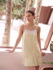 Women's Yellow Floral Print Lace Patchwork Cute Casual Loose Backless Ruffle Hem Short Camisole Dress Nightgown - Yellow - View 2
