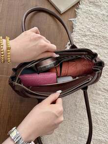 Retro Artistic Style Elegant Versatile Textured Shoulder Bag, Niche Design, Fashionable And Personalized Handbag, Suitable For Commuting And Dating. - Coffee - View 12