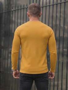 Playera Manga Larga - Marca Impala - Para Hombres - Composición Poliéster 50% Algodón 50% - Cuello Redondo - Estilo Casual Y Urbano - Amarillo Mostaza - Ver 3