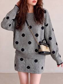 Setelan 2 Potong Wanita Musim Gugur/Dingin Minimalis Kasual Motif Polkadot Lucu Atasan Longgar dan Rok - Grey - View 3