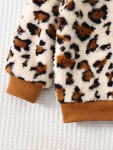 2pcs/Set Baby Girl Thermal Lined Winter Coffee Leopard Print Crew Neck Ribbed Sweatshirt With Letter Patch Decor And Elastic Waist Sweatpants Set, Children Long Pants, Deep Autumn Street Style Outdoor Streetwear - Coffee Brown - View 4