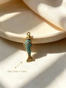 2pcs Vintage Gold-Plated Koi Fish Pendant, Double Ring Metal Fish Charm, Suitable For DIY Earrings, Bracelets, Necklaces Handmade Jewelry Accessories - Gold - View 3