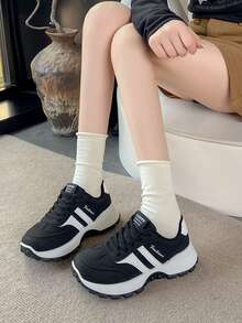 1 Pair Women's White Lace-Up Casual Sports Shoes, Fashionable College Style Thick Sole Derbys - Black - View 3