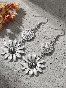 1 Pair Retro 3D Sunflower Pendant Earrings, Fashionable Minimalist Niche Floral Earrings - Antique Silver - View 4
