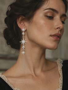 outingfit 1 Pair New 8-Point Star Full Rhinestone Earrings, Niche Design Stud Earrings For Women, High-End Exquisite Accessory - Silver - View 3