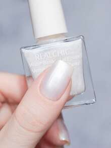 REALCHIC 10毫升/瓶 白色珍珠水性指甲油，快干、持久、可剥离、无味，适合婚礼美甲，是美甲沙龙学生和美甲师的理想之选，也是春夏美甲的绝佳礼物和选择。 - 白色 - 查看 3