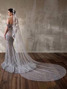 3D Floral Pearl Bridal Veil, Mid-Length Soft Mesh Veil With Hair Comb, Suitable For Outdoor Weddings. - Multicolor - View 3