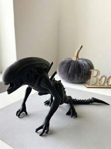 3D Printed Space Alien Hunter Figurine, Multi-Jointed Poseable Tail Alien Creature, Mysterious Sci-Fi Desk Decor For Gaming Room, Study, Bookshelf, Highly Attractive Desktop Ornament Gift For Boyfriend - Articulated Alien - View 13