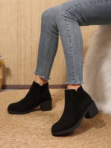 Women's Solid Color Side Zipper Chunky Heel Ankle Boots And Ankle Boots - Black - View 4