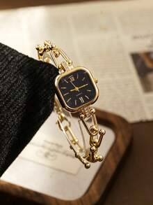 1pc Vintage Small Gold Square Women's Watch, Black Dial With Roman Numerals, Rhinestone Beaded Chain Strap, Elegant & Sophisticated, Atmospheric Quartz Wristwatch - Gold - View 5