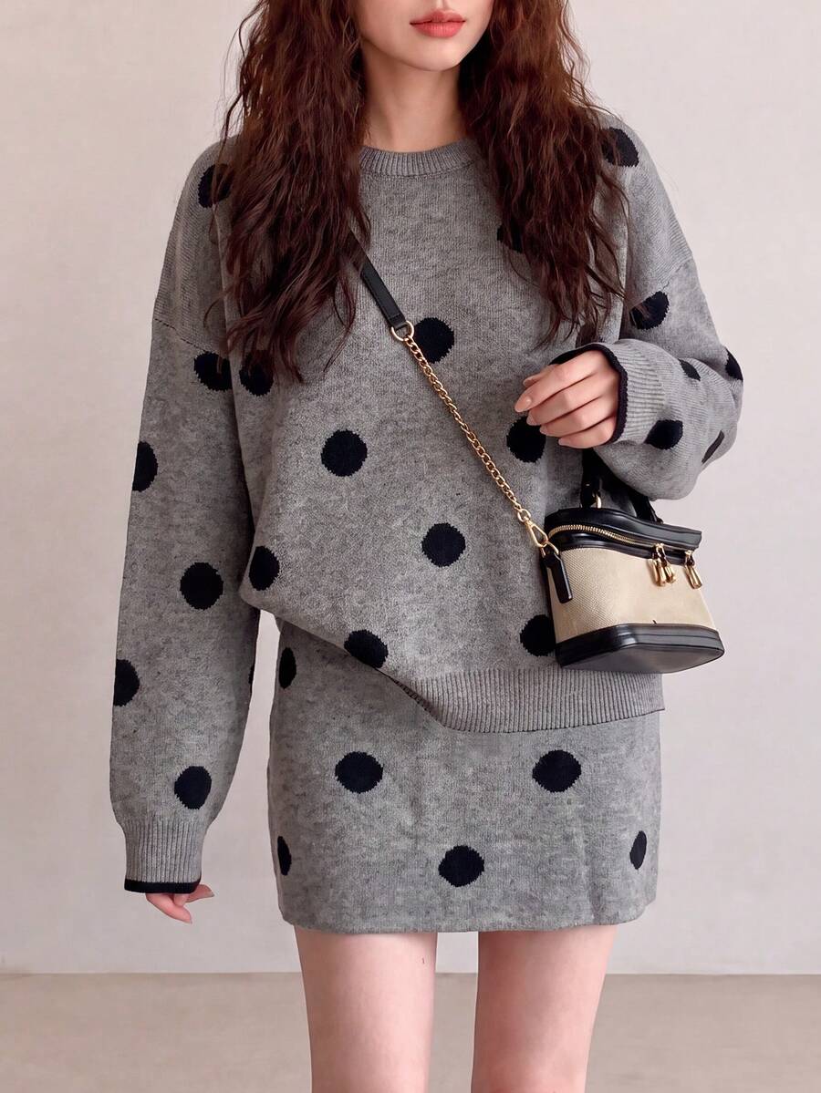 Setelan 2 Potong Wanita Musim Gugur/Dingin Minimalis Kasual Motif Polkadot Lucu Atasan Longgar dan Rok - Grey - View 1