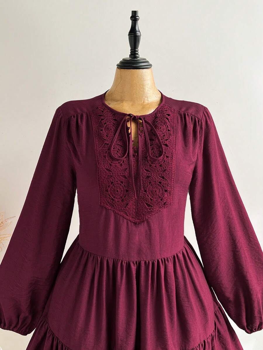 Rusttydustty Women's Red Vintage Bohemian Doll Dress, Lace Patchwork Design, Lantern Long Sleeves, Suitable For Daily Autumn Outings, Suitable For Halloween - Burgundy - View 1